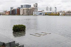 В Екатеринбурге появилась огромная буква Е. Рассказываем, где и зачем