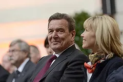 Шредер назвал ошибкой решение не приглашать Путина на саммит G7