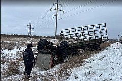 Молодой тракторист погиб при опрокидывании на развороте в Каменском районе