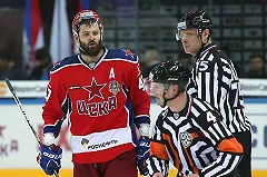 Не прибывший в сборную РФ по хоккею Радулов оказался в США