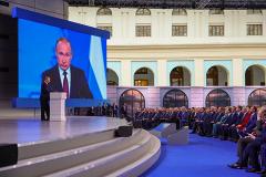 Путин поручил подготовить изменения в законы о социальной поддержке граждан