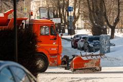 Жители Екатеринбурга пожаловались на нечищеные дороги
