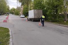 Девятилетняя школьница попала в Екатеринбурге под фургон «Фиат Дукато»