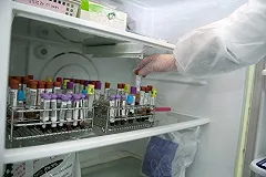 Дочка вегетарианцев, попавшая с истощением в больницу, начала ходить