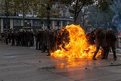 Один из школьников, обгоревших в лифте в Златоусте, скончался в больнице
