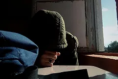 Челябинца будут судить за убийство буянившего в подъезде соседа-наркомана