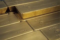 Цена золота подскочила в пятницу до максимума за год