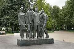 Уральские молодогвардейцы поздравили с 23 февраля «оккупантов»