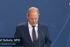 Шольц с опозданием на сутки осудил заявление Аббаса, обвинившего Израиль в «50 холокостах»