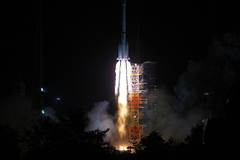 Китайский луноход совершит посадку на Луне