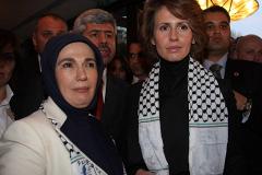 Заболевшая раком жена Асада обратилась к народу