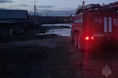 Вблизи Екатеринбурга затопило посёлок