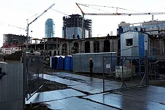 Свердловские строители вновь просят открыть въезд в РФ рабочим из Таджикистана и Узбекистана