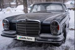 Что в нём такого? В Екатеринбурге продают крутой, но очень старый Mercedes за 33 миллиона