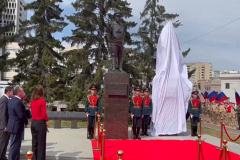 Памятник «афганцу», командиру легендарной 9 роты открыли в Екатеринбурге (ВИДЕО)