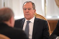 Лавров объяснил отказ России вводить войска на Украину