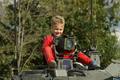 Катание туристов на танке может появиться в Свердловской области