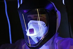 «Светящийся газ» против ковида: Росатом предложил уникальный способ дезинфекции