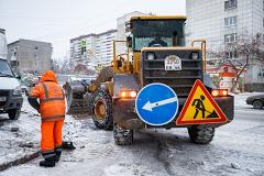 Жители Уралмаша несколько лет вынуждены самостоятельно чистить общую дорогу