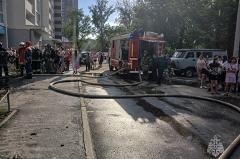 В Екатеринбурге накануне из горящей «свечки» эвакуировали 300 человек (ФОТО, ВИДЕО)