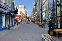 В мэрии Екатеринбурга назвали условия, при которых с Вайнера уберут льва