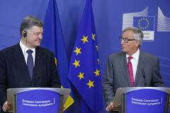 Глава Еврокомиссии выступил за отмену виз для Украины