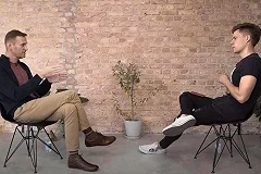 «Нет боли, но жизнь уходит»: Навальный сравнил ощущение от отравления с поцелуем дементора