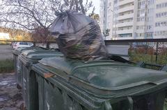 ЕМУП «Спецавтобаза»: 153 мусорных контейнера испортили свердловчане с начала прошлого года