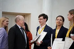 Пятеро юных свердловчан примут участие в телевикторине «Умницы и умники» на Первом канале