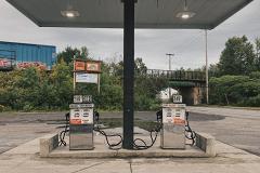 Цену на бензин в России в Минэнерго назвали несправедливо низкой