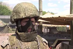 Мерзлякова: Место сбора помощи мобилизованным в Екатеринбурге — Дом офицеров