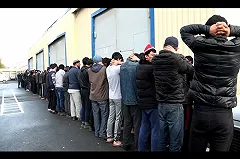 На рынках «Таганский ряд» и «Новомосковский» ФСБ задержала 150 человек