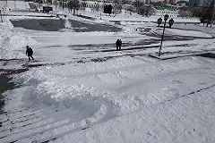 Екатеринбуржцы собрали в дорогу в аэропорт семью иностранцев из ГКБ № 40