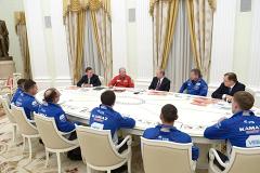 Путин встретился с командой «КамАЗ-Мастер»