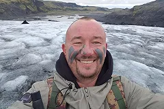 В Рунете не приняли оправданий телеведущего Шейнина за поведение на корпоративе