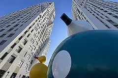 Вот это птички! Огромные скульптуры в центре города удивили екатеринбуржцев