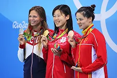 Тюменская пловчиха Юлия Ефимова пояснила свои слова о планах жить в США