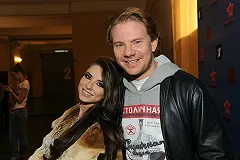 СМИ: Бывший депутат-единоросс сломал челюсть диджею Smash