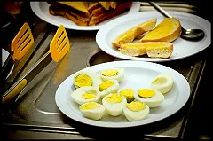 В мэрии Екатеринбурга определили стоимость завтрака для школьников в 2019 году