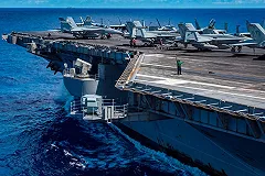 США стягивают корабли и авиацию для атаки сирийской авиабазы