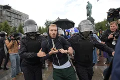 Россию ждёт социальный взрыв. Россияне устали от безденежья и самоизоляции