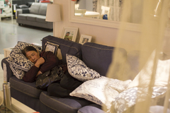 IKEA удалила материал о лесбиянках из российского каталога