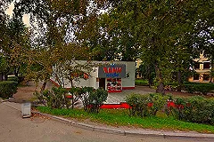 Ради новой дороги у Центрального стадиона снесли культовое кафе и киоски