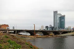 По Макаровскому мосту вновь поехали трамваи