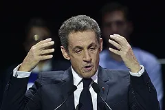 Саркози выразил сожаление из-за позиции Олланда по отношению к России