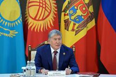 Зачем Киргизии «день резни», а Казахстану — латиница