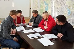 Депутаты гордумы от КПРФ отказываются поднимать зарплату Высокинскому