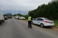 В Свердловской области водитель уснул за рулём и погиб в ДТП, несколько раз перевернувшись на дороге