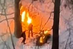 В центре Екатеринбурга неизвестные решили устроить поджог
