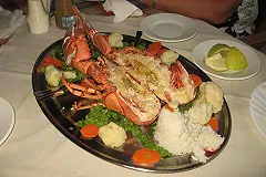 Новогодний стол-2016 обойдётся россиянам на 30% дороже прошлогоднего